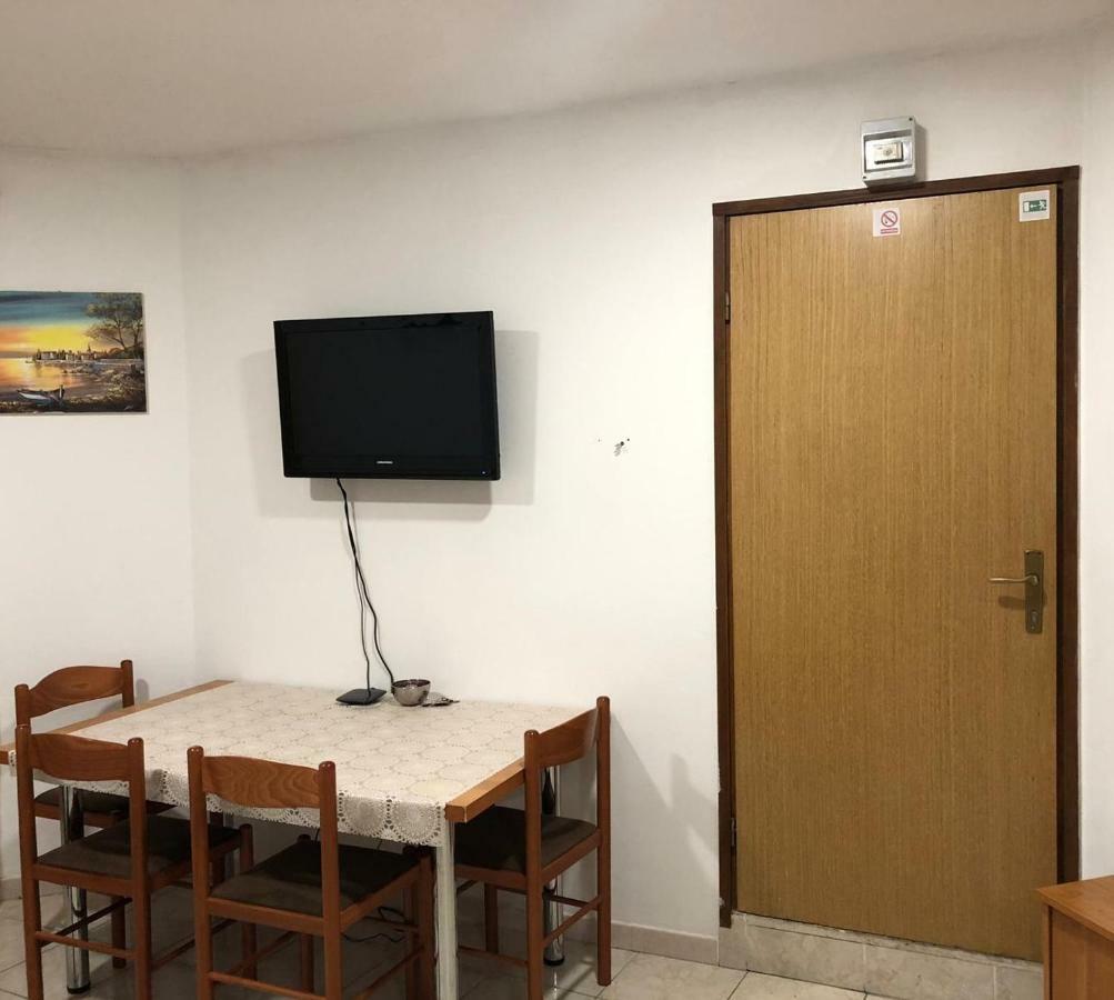 Apartmaji Carpaccio Koper Apartment Bagian luar foto